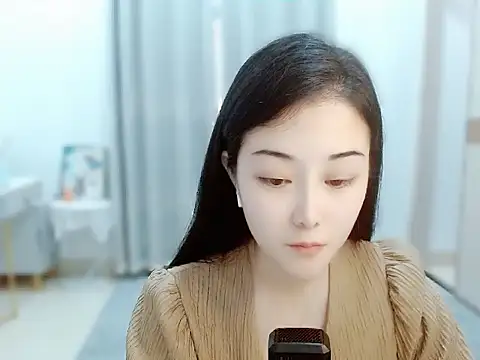 Snapshot of Angel-C chatting on 03-13-25, 01:21 Angel-C online show from 03-13-25, 01:21