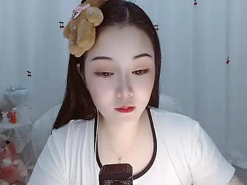Snapshot of Angel-C chatting on 09-13-25, 01:27 Angel-C online show from 09-13-25, 01:27