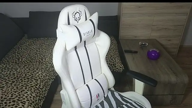 MolligSpielle online show from 01-01-25, 04:50