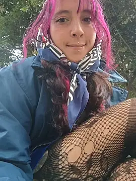  Laary online show from 02-05-26, 08:35