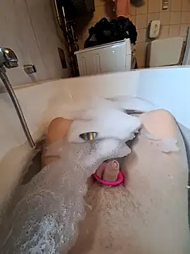 toeloverlive online show from 10-09-25, 08:23