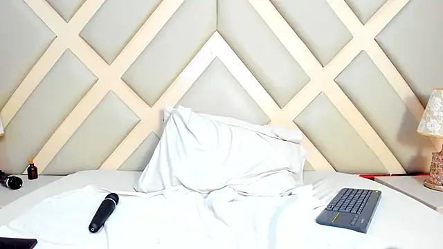 SSCARLETH  online show from 12-06-24, 02:28