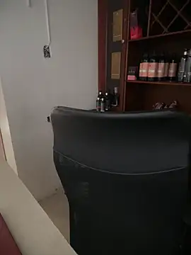 Snapshot of SSCARLETH_ chatting on 02-10-26, 11:47 SSCARLETH online show from 02-10-26, 11:47