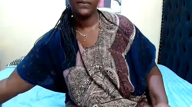 Toomuchbooty33 online show from 02-12-25, 09:01