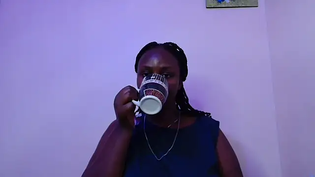 Toomuchbooty33 online show from 09-19-25, 10:16