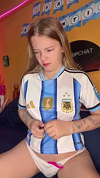 -veranito- online show from 06-12-26, 03:05