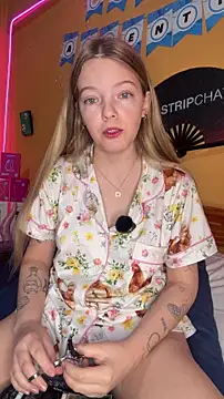 -veranito- online show from 06-14-26, 03:08