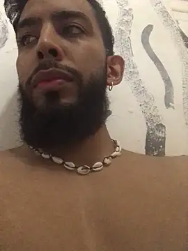 Alessandro  Rossi online show from 02-22-25, 06:52