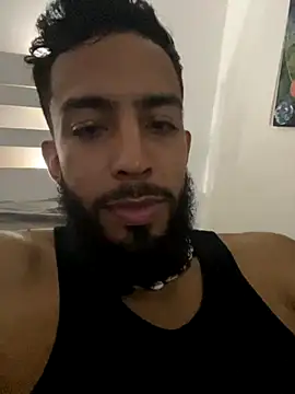 Alessandro  Rossi online show from 11-17-25, 04:40