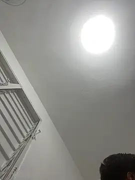 Snapshot of Alessandro__Rossi chatting on 02-21-26, 08:54 Alessandro Rossi online show from 02-21-26, 08:54