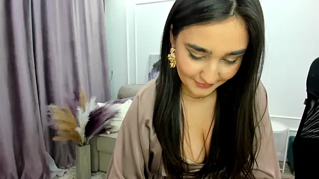 GoldenHeart 1 online show from 02-22-25, 04:40