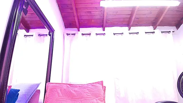 danna berlin  online show from 01-29-25, 07:22