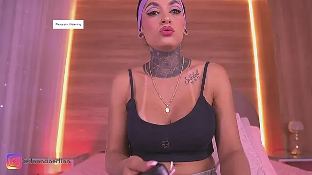 danna berlin  online show from 05-06-26, 07:19