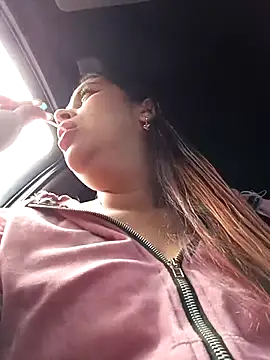 Latina sexy1 online show from 10-27-25, 01:04