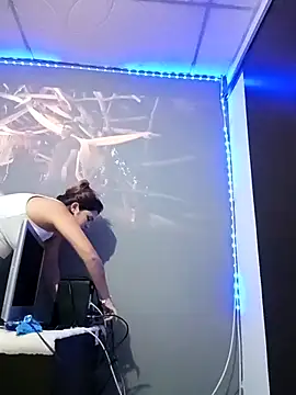 Latina sexy1 online show from 11-19-25, 02:33