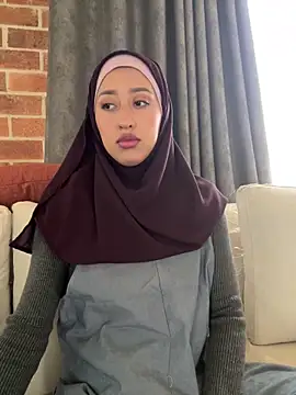 adila anich online show from 03-08-26, 09:18