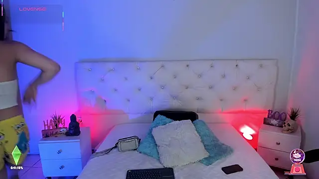 Aron cruz online show from 10-08-25, 01:09