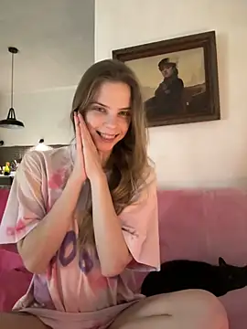 Snapshot of LeyaJohnson chatting on 01-04-25, 01:42 LeyaJohnson online show from 01-04-25, 01:42