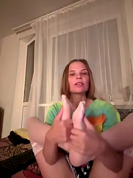 Snapshot of LeyaJohnson chatting on 09-28-25, 03:17 LeyaJohnson online show from 09-28-25, 03:17