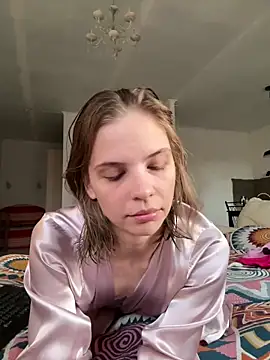 Snapshot of LeyaJohnson chatting on 10-16-25, 01:45 LeyaJohnson online show from 10-16-25, 01:45