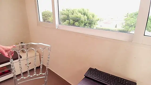 Snapshot of Sassy--Girl chatting on 10-03-25, 06:05 Sassy--Girl online show from 10-03-25, 06:05