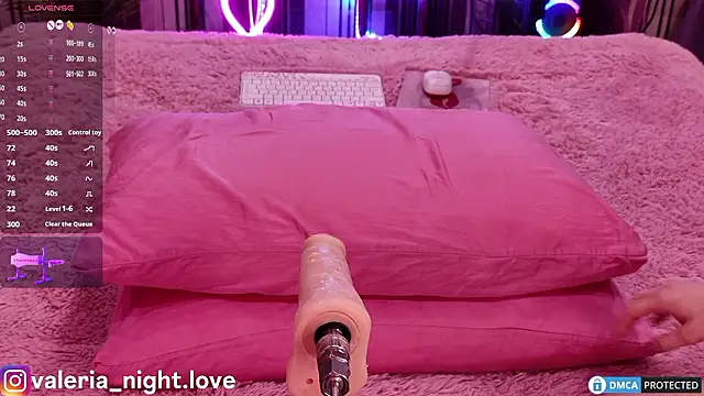 Snapshot of Valeria_Night chatting on 12-08-24, 09:35 Valeria Night online show from 12-08-24, 09:35