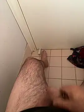 Snapshot of hairysmallcockguy chatting on 12-09-24, 05:18 hairysmallcockguy online show from 12-09-24, 05:18