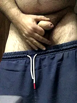 Snapshot of hairysmallcockguy chatting on 09-10-25, 01:44 hairysmallcockguy online show from 09-10-25, 01:44
