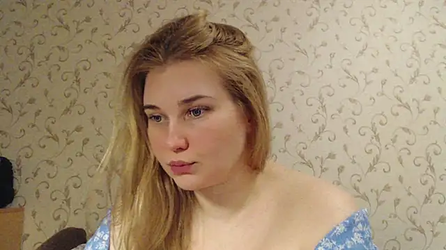 Snapshot of mmmPinUpGirl chatting on 02-07-25, 07:06 mmmPinUpGirl online show from 02-07-25, 07:06