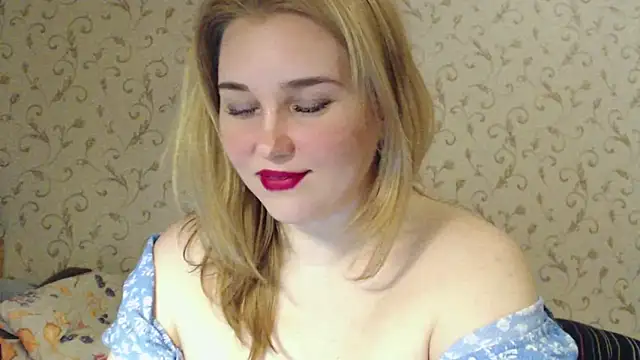 Snapshot of mmmPinUpGirl chatting on 03-22-25, 07:53 mmmPinUpGirl online show from 03-22-25, 07:53