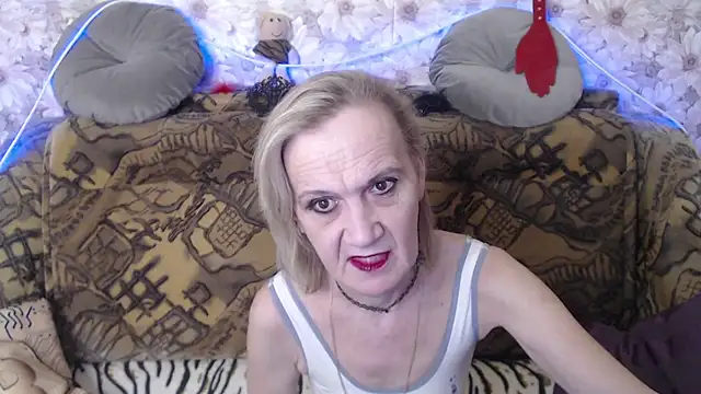 MissBekker online show from 01-11-25, 08:43
