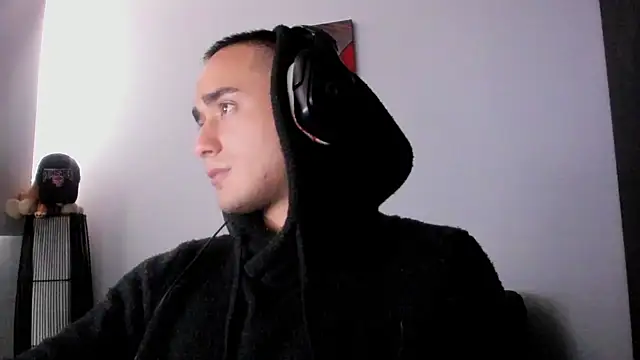 AlexRivera6 online show from 12-19-24, 07:07