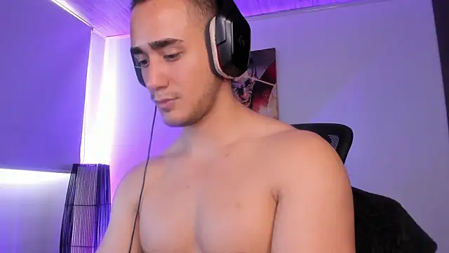 AlexRivera6 online show from 12-24-24, 09:33