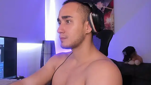 AlexRivera6 online show from 12-25-24, 06:52