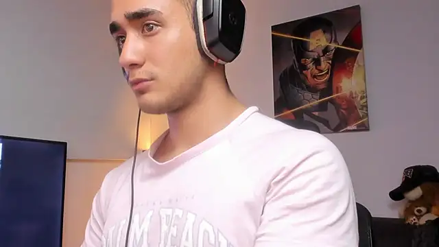 AlexRivera6 online show from 01-05-25, 12:42