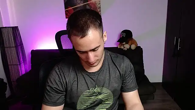 AlexRivera6 online show from 01-20-25, 10:48