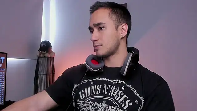 AlexRivera6 online show from 02-03-25, 08:35