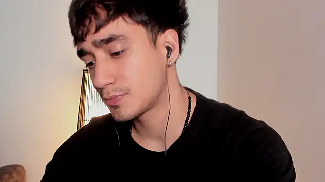 Snapshot of AlexRivera6 chatting on 02-03-26, 04:45 AlexRivera6 online show from 02-03-26, 04:45