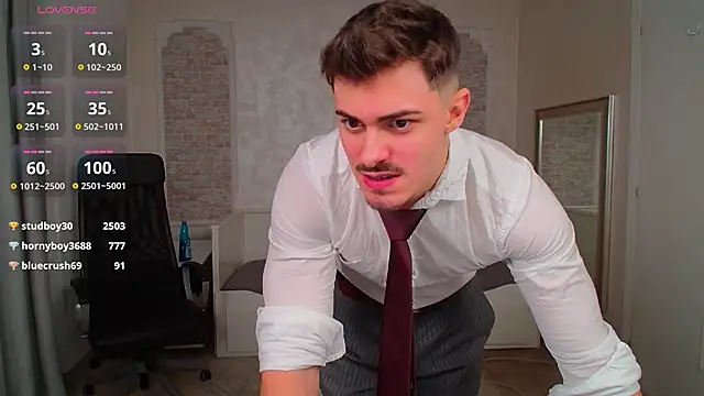 Snapshot of WilsonJules chatting on 01-26-25, 10:35 WilsonJules online show from 01-26-25, 10:35