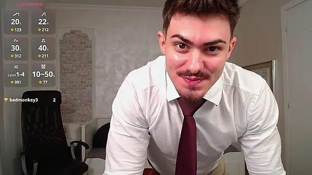 Snapshot of WilsonJules chatting on 02-01-25, 07:23 WilsonJules online show from 02-01-25, 07:23