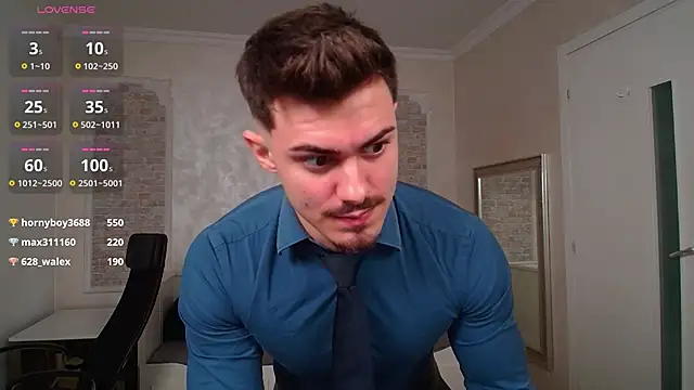 Snapshot of WilsonJules chatting on 02-05-25, 09:40 WilsonJules online show from 02-05-25, 09:40