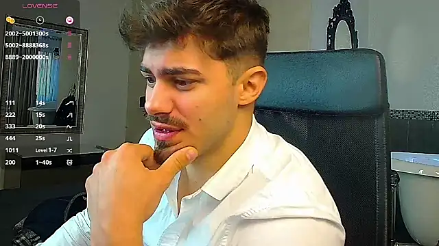 Snapshot of WilsonJules chatting on 10-30-25, 05:31 WilsonJules online show from 10-30-25, 05:31