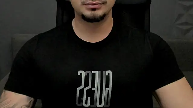 TonyWilcox online show from 11-13-25, 05:39