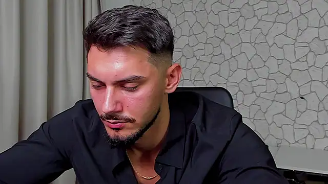 ClintMasters online show from 10-15-25, 04:34