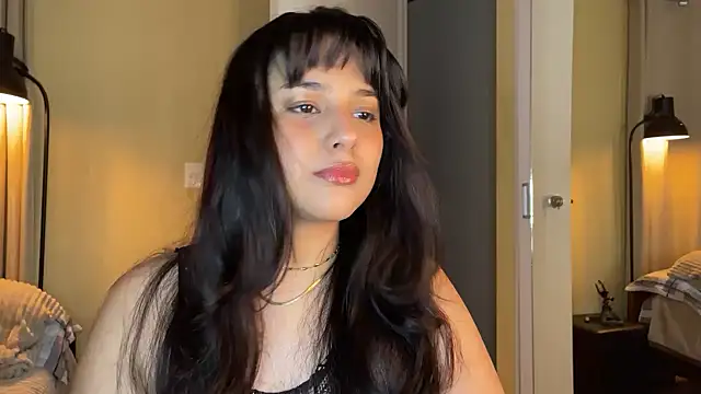 Snapshot of xSelena chatting on 07-19-26, 10:02 xSelena online show from 07-19-26, 10:02