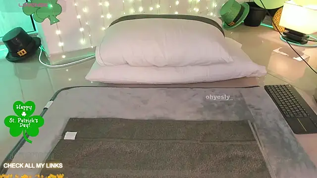 ohyesly  online show from 03-27-26, 10:15