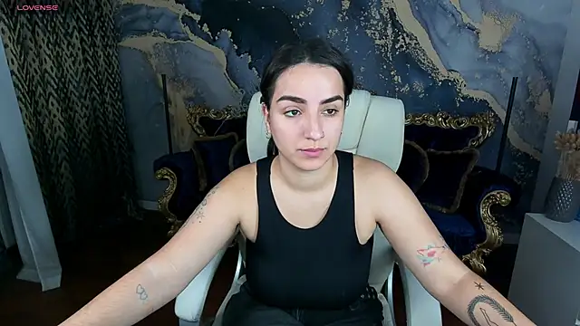 Snapshot of Daphne_Moss chatting on 03-14-25, 01:57 Daphne Moss online show from 03-14-25, 01:57