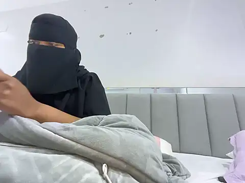 Submissive Arab online show from 02-12-25, 05:05