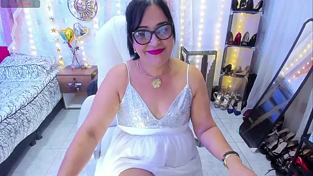 Snapshot of Chanel_Doll_ chatting on 03-08-25, 10:54 Chanel Doll online show from 03-08-25, 10:54