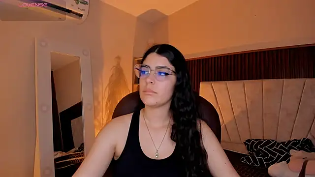  Niah  online show from 02-16-26, 08:05